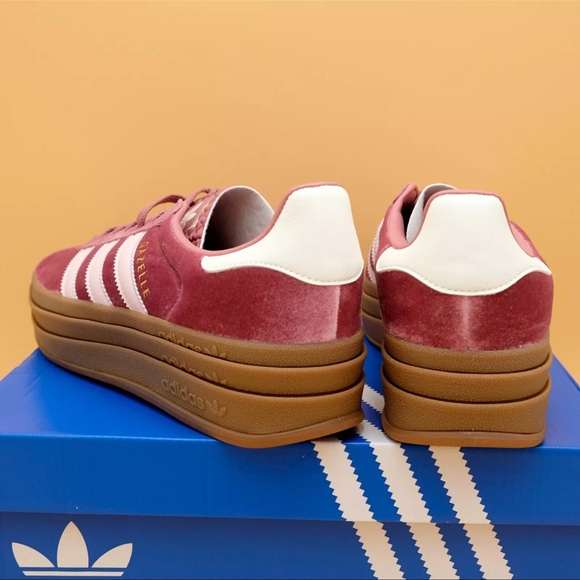 💕 Adidas Gazelle Bold Sandy Pink Velvet 💕